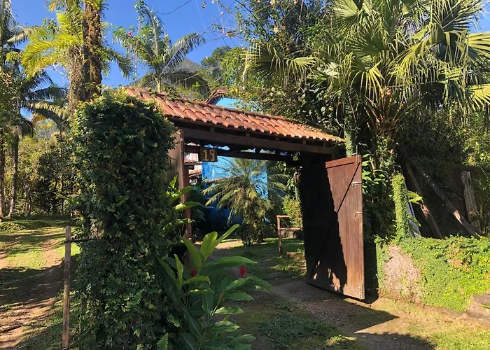 Praia de São Gonçalo com piscina natural